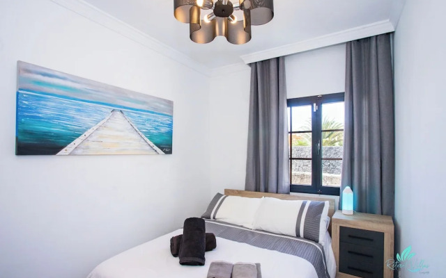 Gorgeous Newly Renovated 4-bedroom Villa!