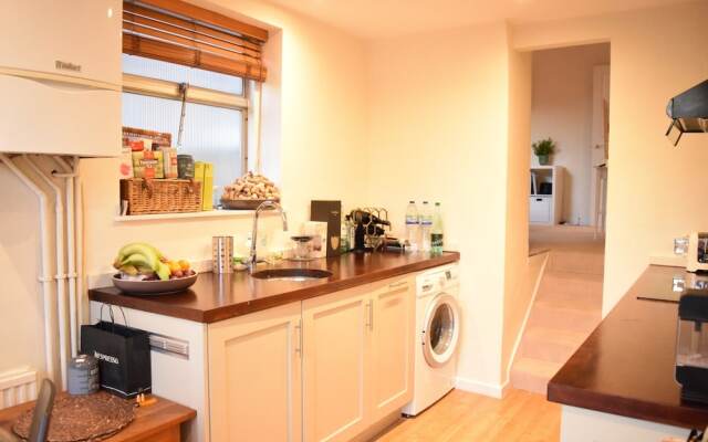 Private Terrace2 Bedroom Home