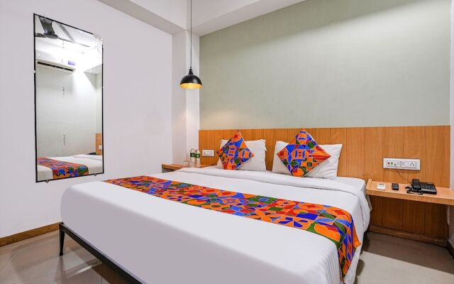 Fabhotel Saarthi Inn