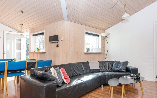 12 Person Holiday Home in Vinderup-by Traum