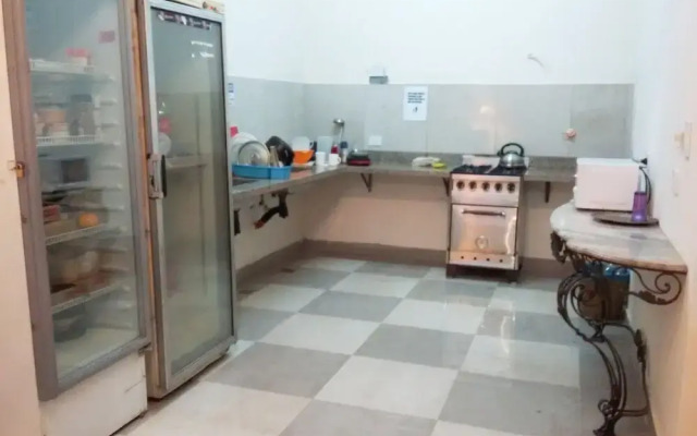 Voyage Recoleta Hostel