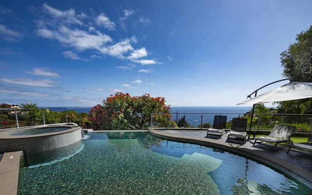 Quinta Girassol by Our Madeira