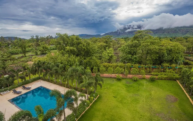 Saffronstays Odyssey, Karjat