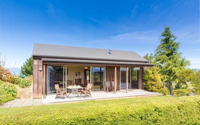 Clayridge House and cottage – Outside – Ruby Bay