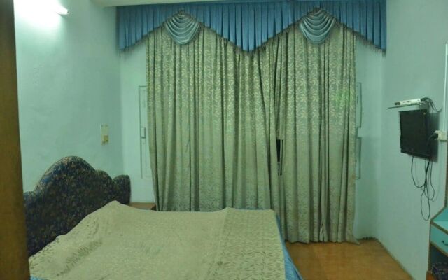 Goroomgo Hotel Manglam Kanpur