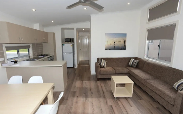 Ski Club Holiday Park – Guest Rooms – Mulwala