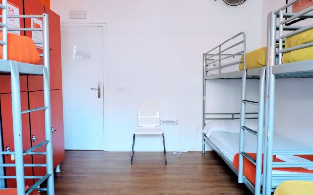 Home Backpackers Valencia by Feetup Hostels