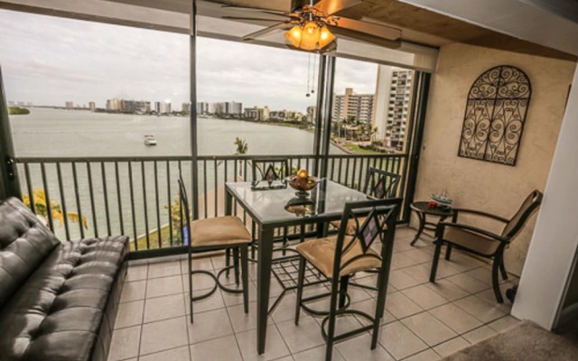 Windward Point 306