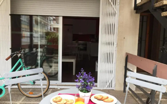 Nice apartment 80 meters from the beach