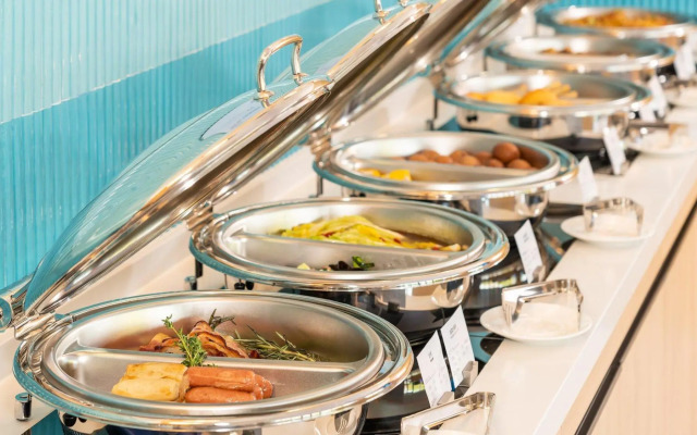 Holiday Inn Express Dalian Golden Pebble Beach