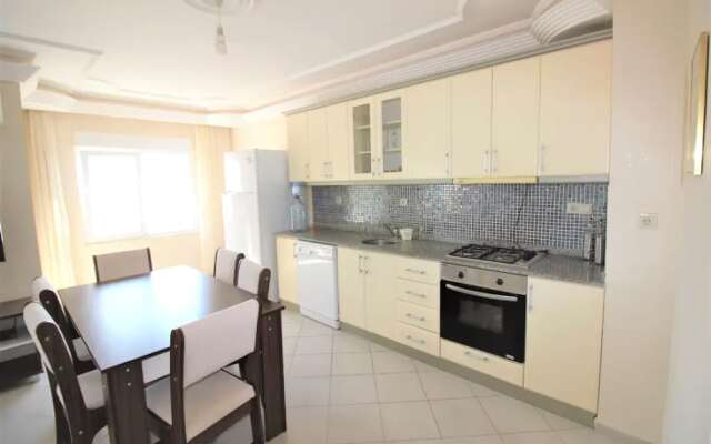Mahmutlar Apartment