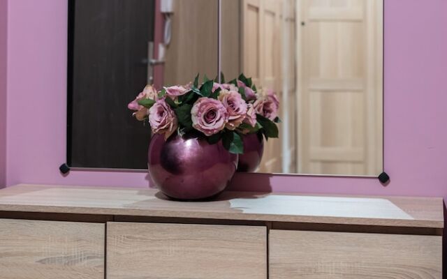 Mateckiego Apartment by Renters