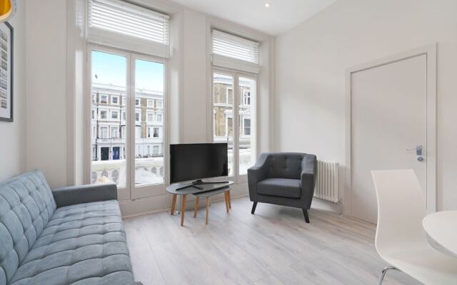 2 Bedroom Apartment in West Kensington