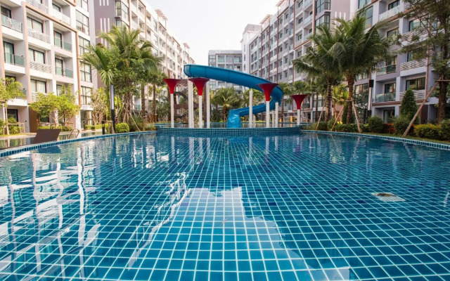 Dusit Grand Park by GrandisVillas