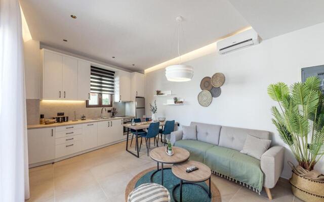 Noemie Apartments