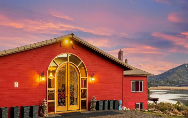 Quiet Mind Mountain Retreat