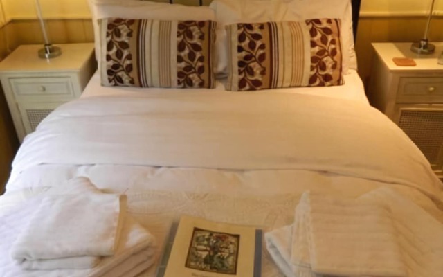 The George Hotel