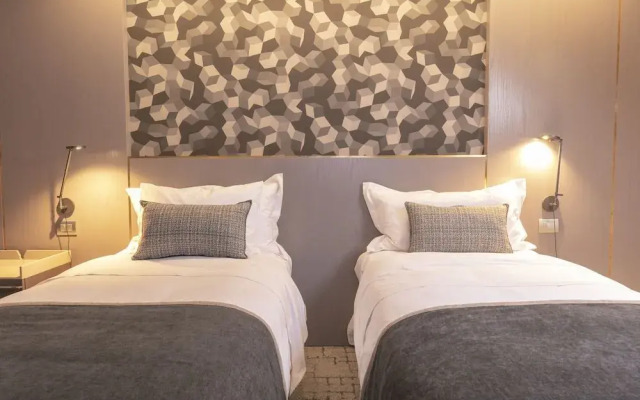 Golden Bay Hotel Boutique