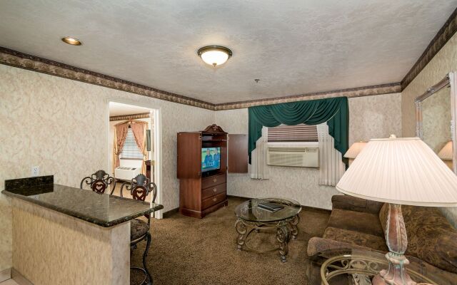 St. George Inn & Suites