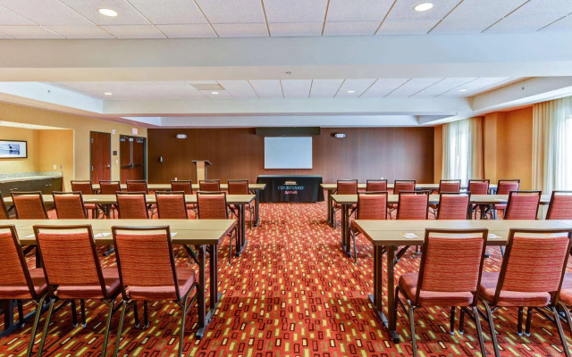 Courtyard by Marriott Bridgeport Clarksburg