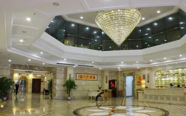 Nanxiong Zhuji Hotel