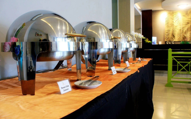 ZEN Rooms Lengkong Gatot Subroto