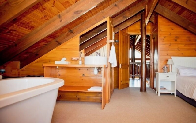 Oyster Creek Lodge