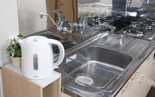 Sun Heights Horikawa 205