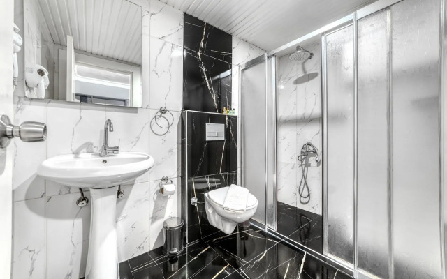 Cleopatra Icaria Apart Hotel