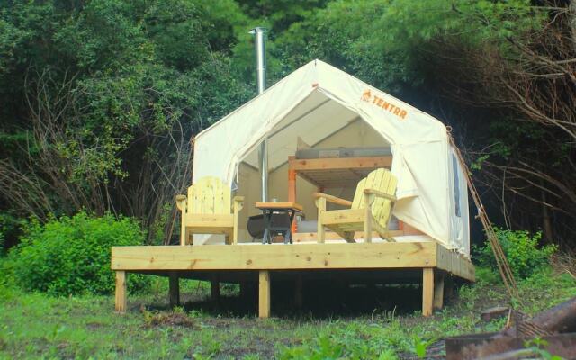 Tentrr - Running Spring Farm