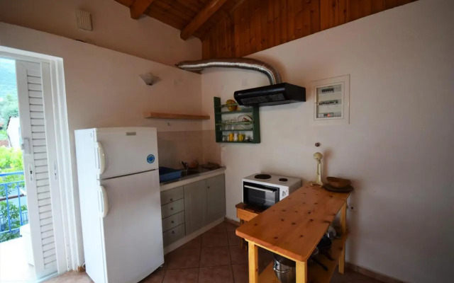 Elena's Family Apartments