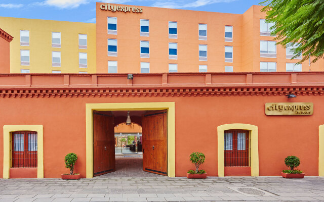 City Express by Marriott Puebla Centro