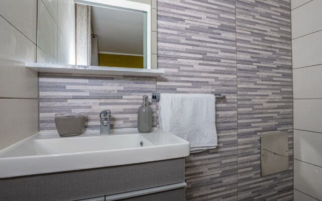 Apartment in Dramalj Near Beach & Pool