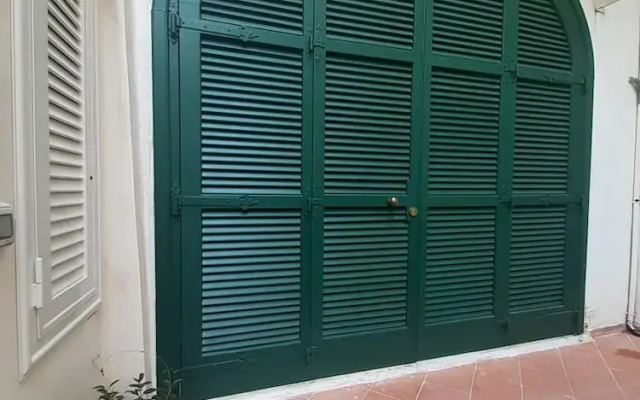 Art House in Amalfi Historical Center Near Beach