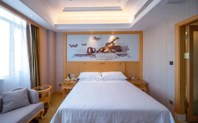 Vienna International Hotel (Zongguan Subway Station Hanxi Store