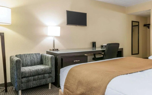 BlissPoint Inn Northwest Indianapolis