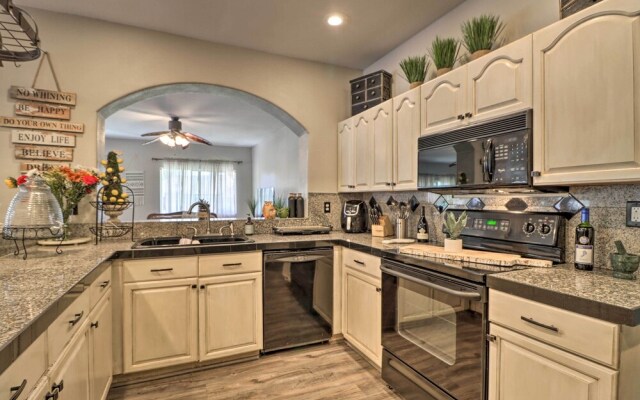Lavish Family Escape w/ Game Room in Avondale!