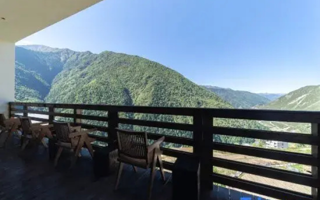 Qingya Yuanshan Homestay,Mount Siguniang