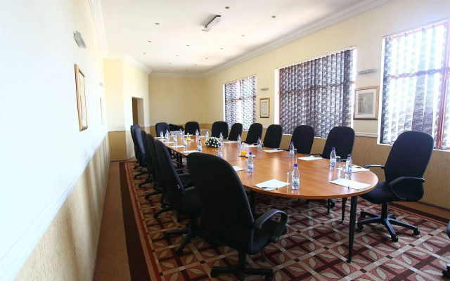 Crossroads Hotel Lilongwe