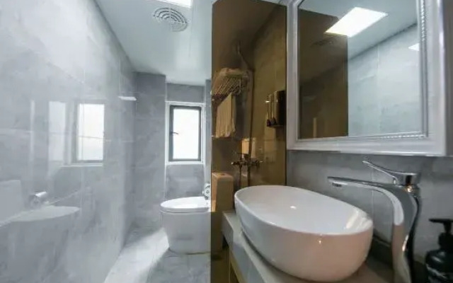 Starway Hotel Shanghai Wujiaochang Changhai Hospital