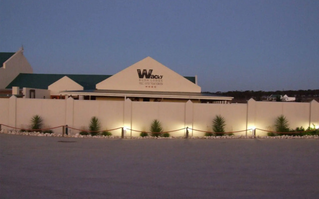 The Wacky Bush Lodge
