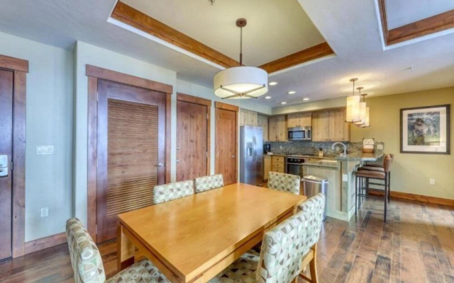 Luxury 2 Bedroom Ski in, Ski out One Ski Hill Residence Located at the Base of Peak 8 with Outdoor Plaza
