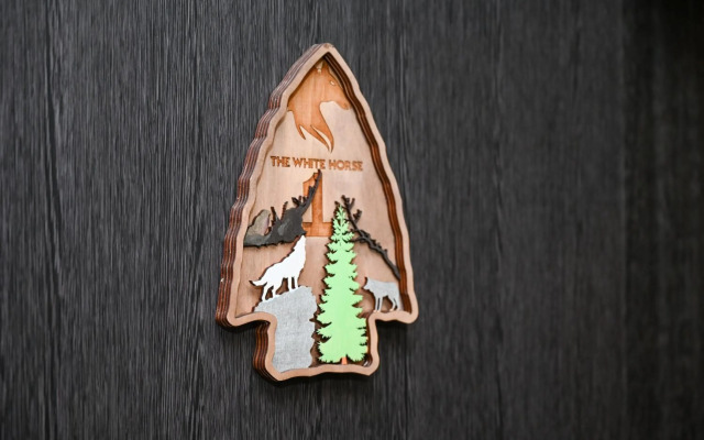 The White Horse Apartment 1