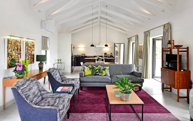 Small Wonder Guest Villa With Private Pool