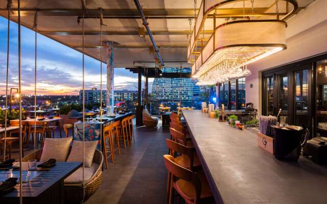 Dolce by Wyndham Hollywood