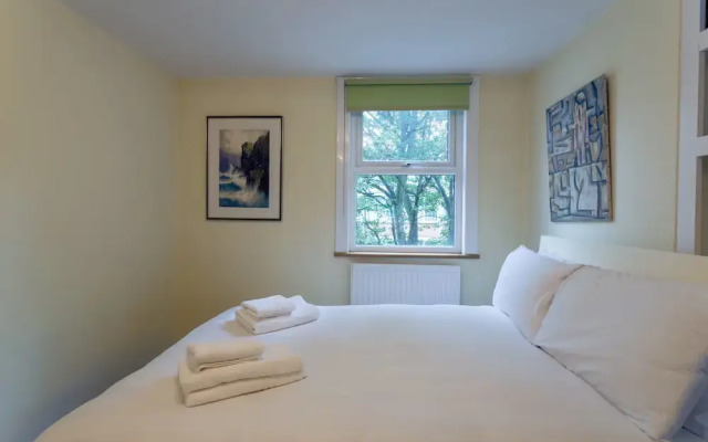 Cosy 1 Bedroom Flat in Shepherd's Bush