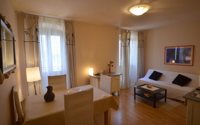 Old Town Švalba Apartments