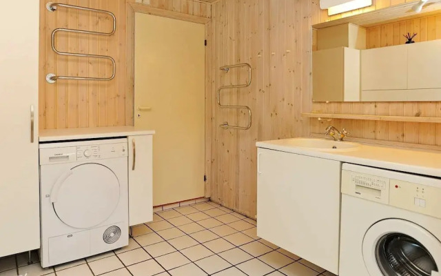 Gorgeous Seaside Holiday Home in Faaborg