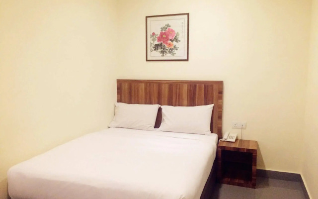 Super OYO 596 The Vintage Hotel