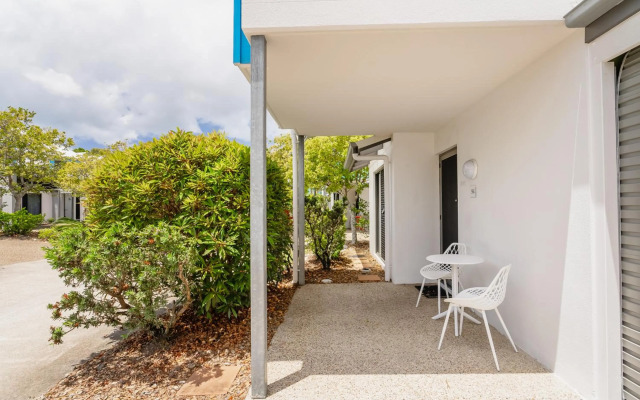 Modern & Stylish 2 Bedroom Townhouse